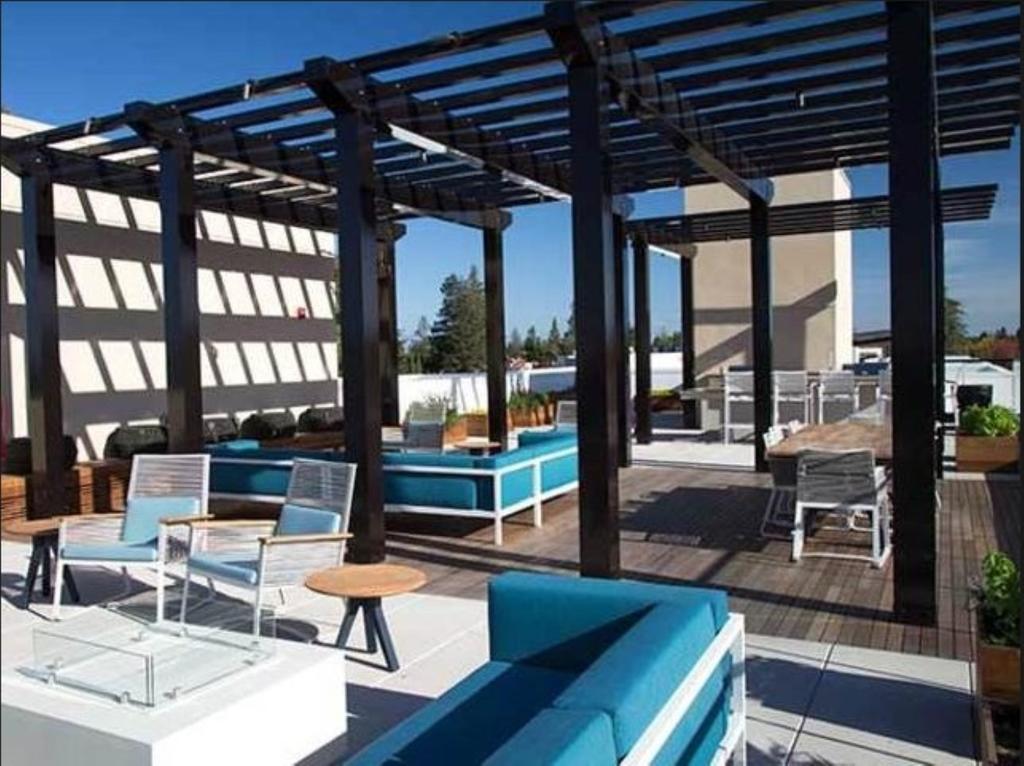 Global Luxury Suites At Downtown Маунтин Вю Екстериор снимка