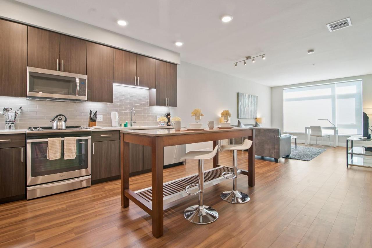 Global Luxury Suites At Downtown Маунтин Вю Екстериор снимка