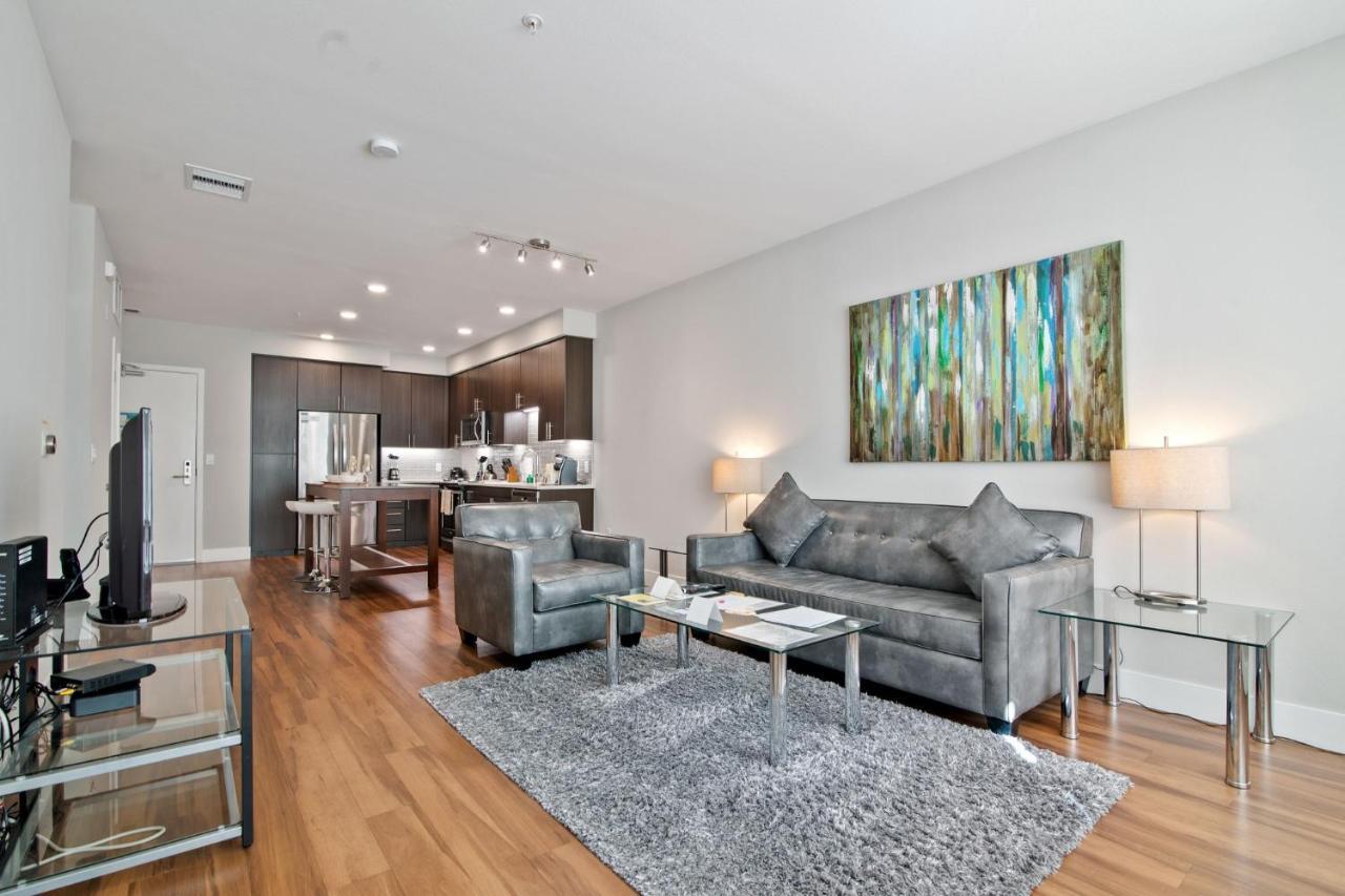 Global Luxury Suites At Downtown Маунтин Вю Екстериор снимка
